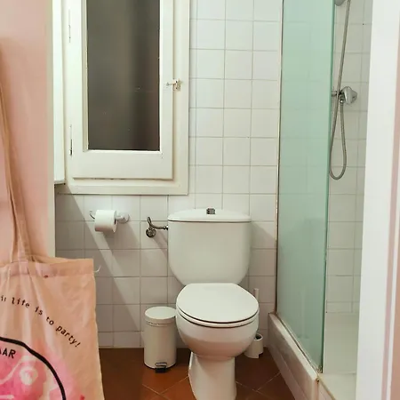 Cute 1 Bedroom Apt. Super Location. R.k Apartamento Barcelona