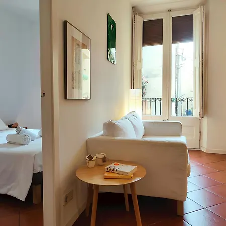 Lejlighed Cute 1 Bedroom Apt. Super Location. R.k