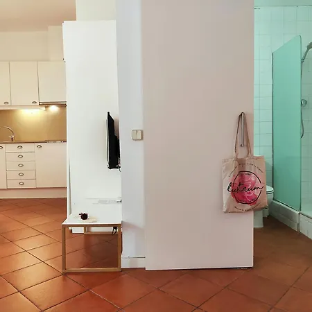 Cute 1 Bedroom Apt. Super Location. R.k