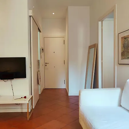 Cute 1 Bedroom Apt. Super Location. R.k Barcelona