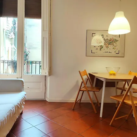 Lejlighed Cute 1 Bedroom Apt. Super Location. R.k *