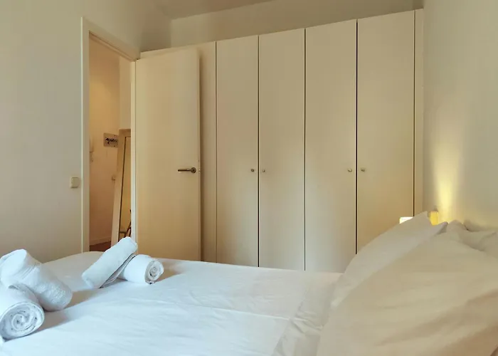 Apartamento Cute 1 Bedroom Apt. Super Location. R.k Barcelona